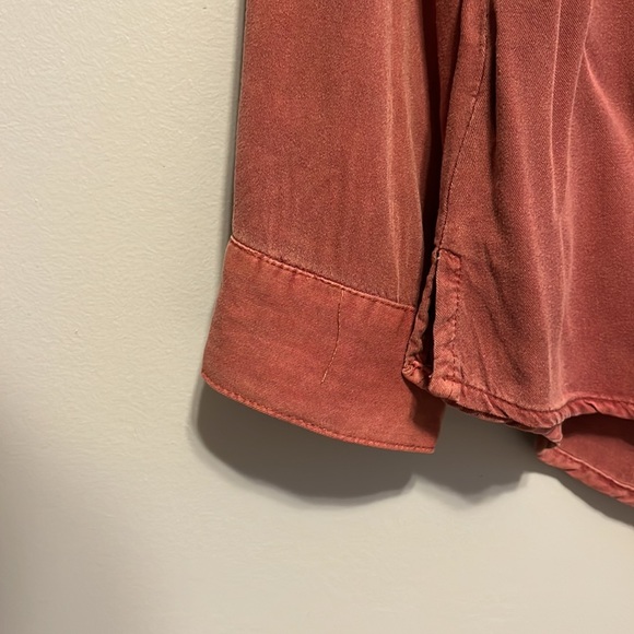 Blouse - Picture 2 of 4